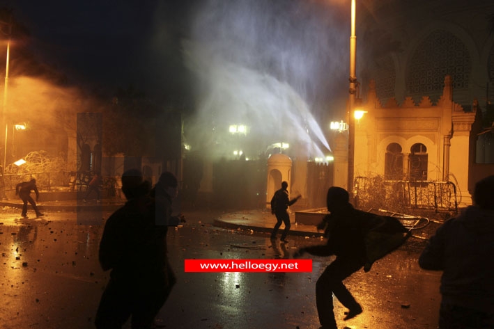 Cradle of Arab Spring goes up in flames as protesters fire-bomb Egyptian presidential palace and youths torch cars at funeral of Tunisian leader