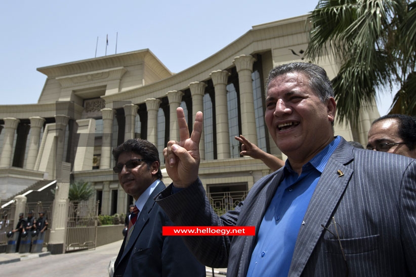 Egypt parliament ruled illegal, but to stay on