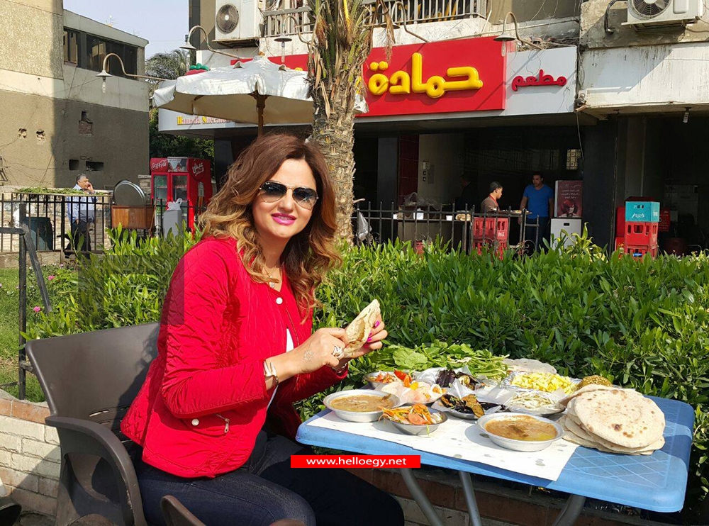Pascale Machalani Eats Egyptian Food at Hamada Reastaurant